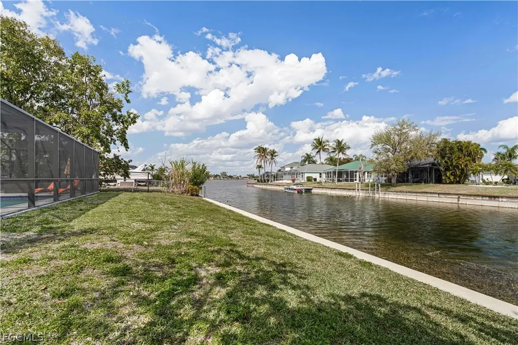 1819 SW 6th Avenue Cape Coral FL 33991
