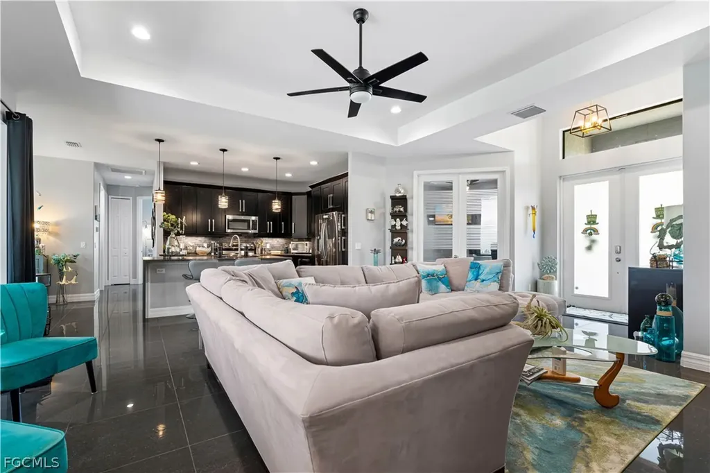 1819 SW 6th Avenue Cape Coral FL 33991