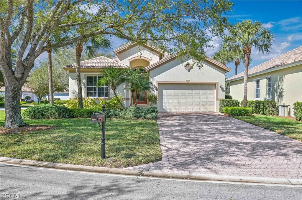 5582 Whispering Willow Way Fort Myers FL 33908