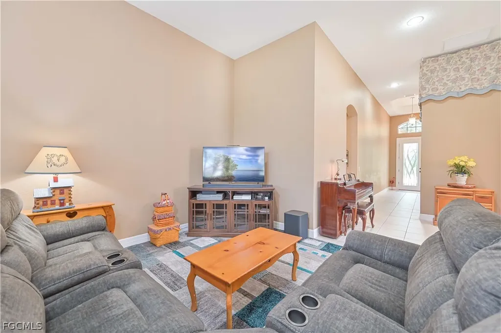 5582 Whispering Willow Way Fort Myers FL 33908