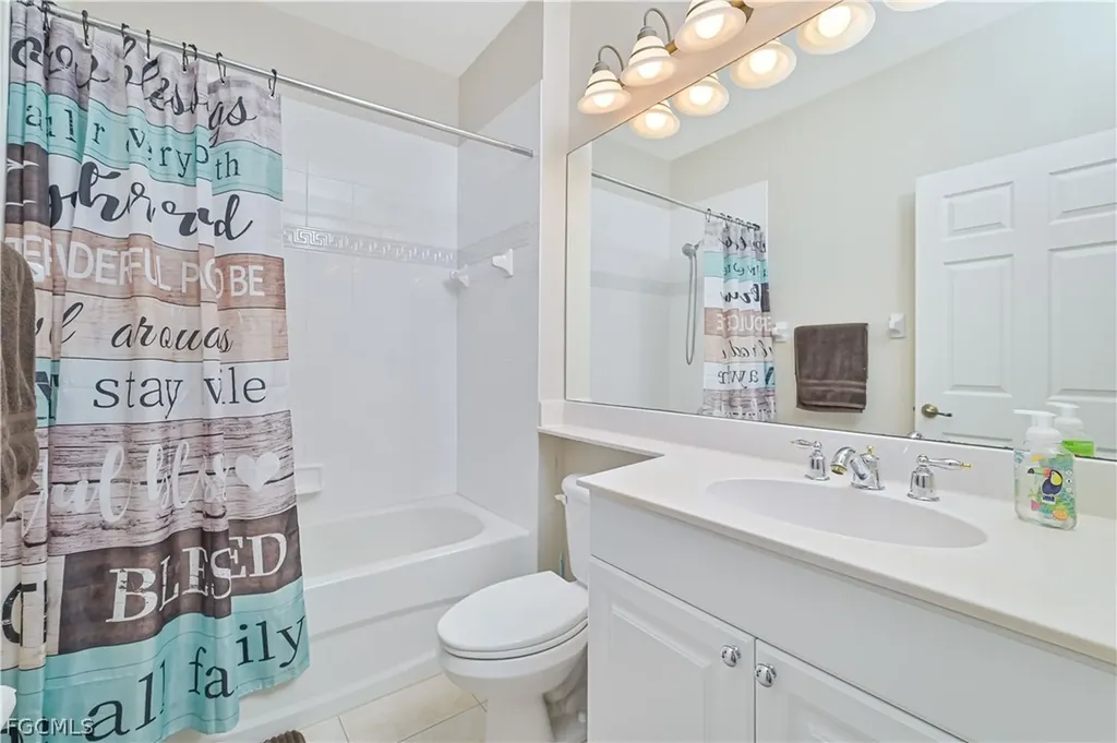 5582 Whispering Willow Way Fort Myers FL 33908