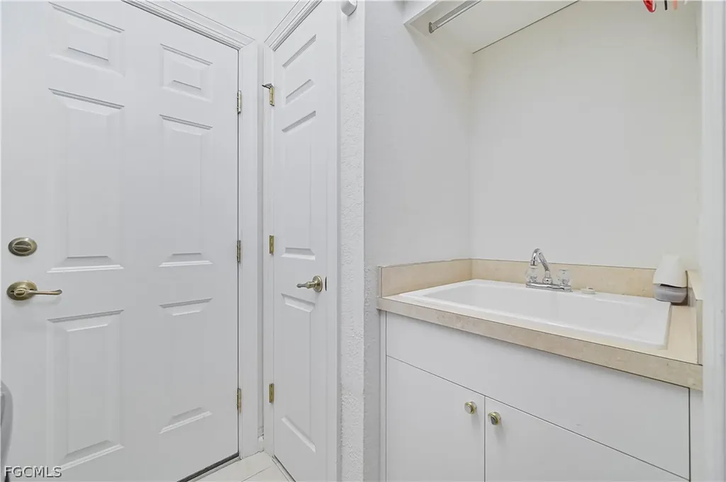 5582 Whispering Willow Way Fort Myers FL 33908