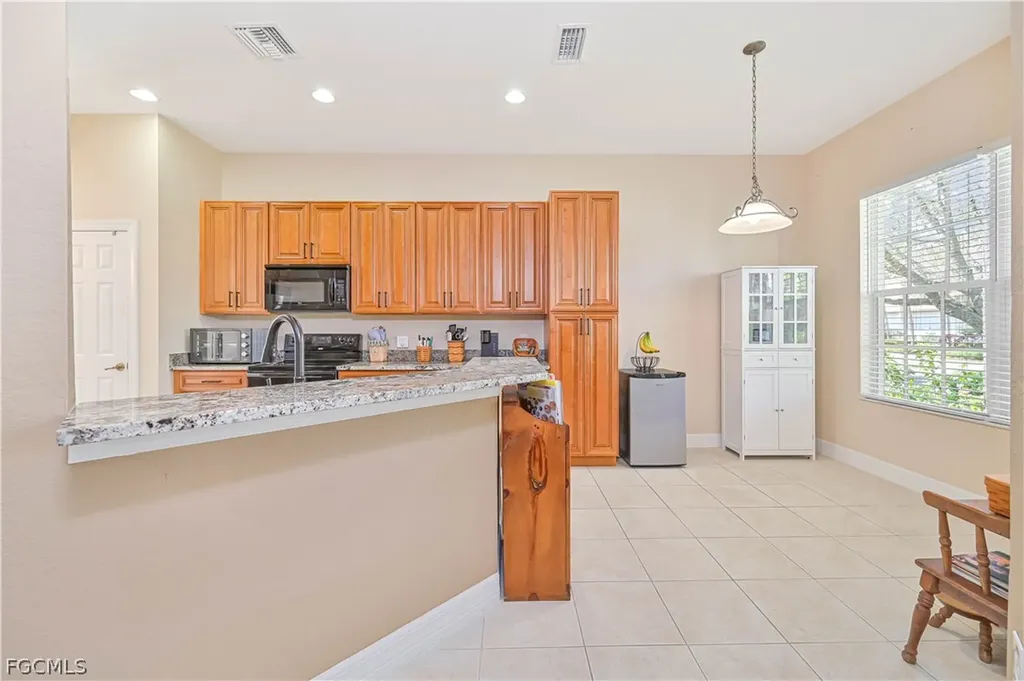 5582 Whispering Willow Way Fort Myers FL 33908