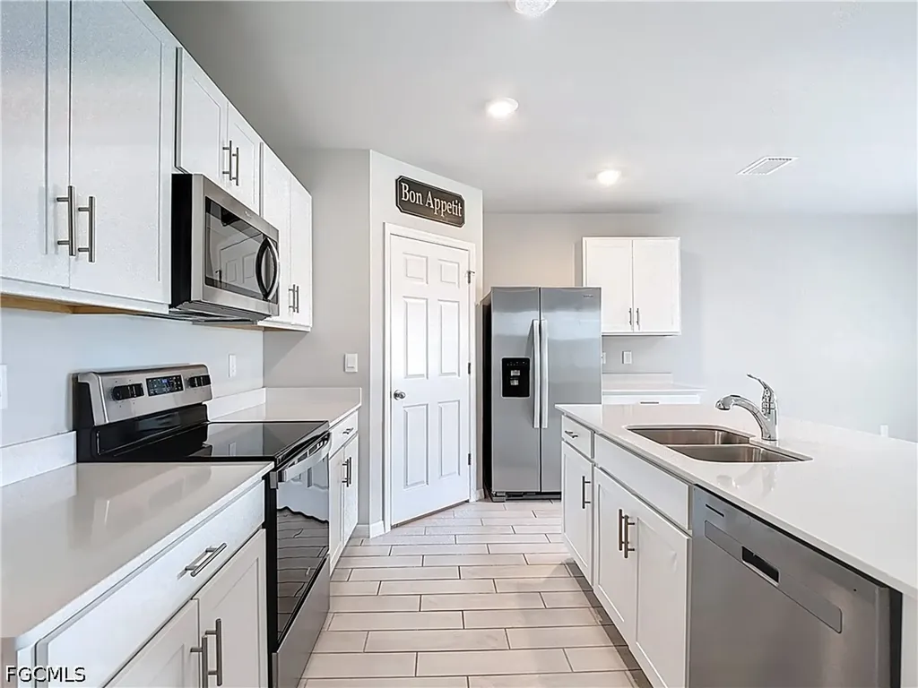 524 Glendale Avenue Labelle FL 33935