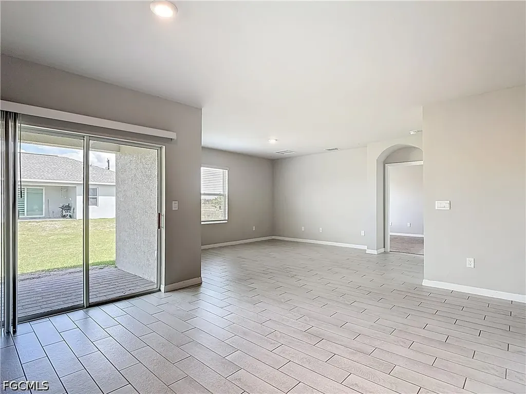 524 Glendale Avenue Labelle FL 33935
