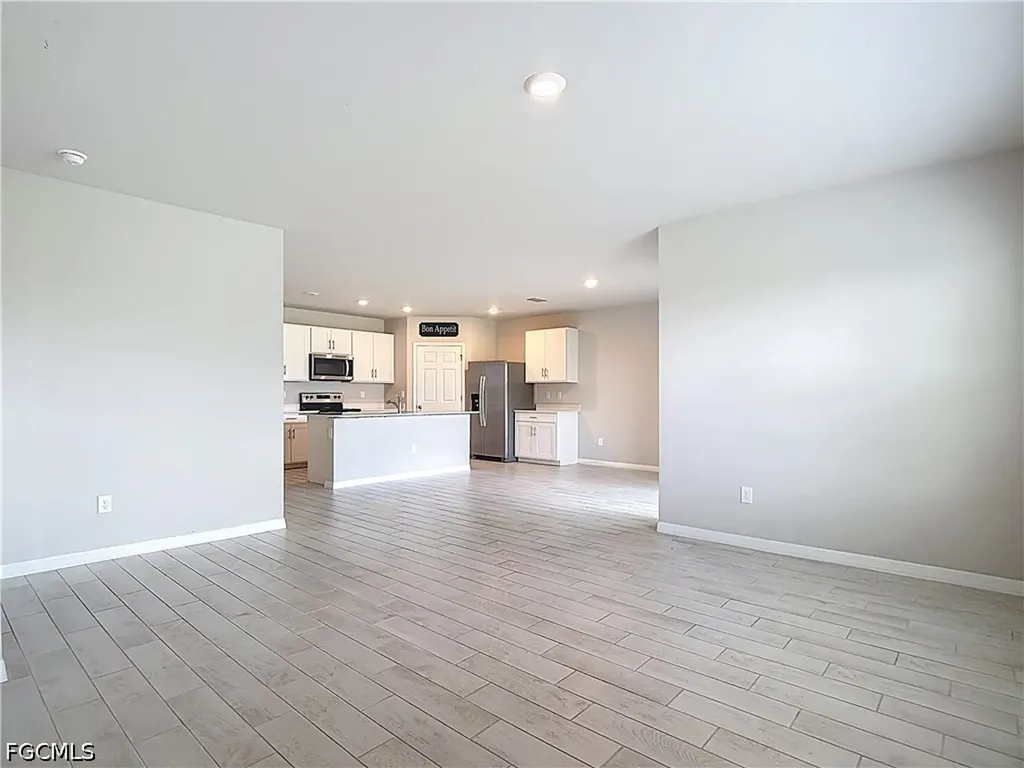 524 Glendale Avenue Labelle FL 33935