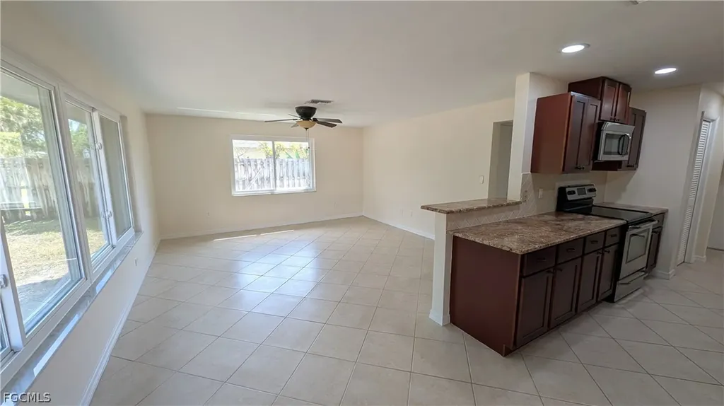 1329 Oaklawn Court Fort Myers FL 33919