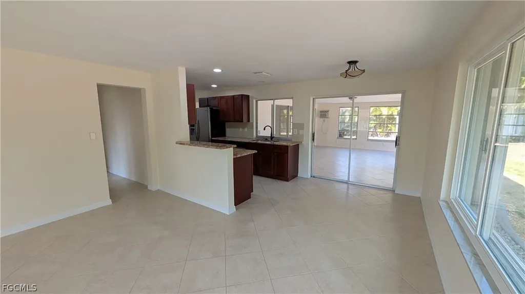 1329 Oaklawn Court Fort Myers FL 33919