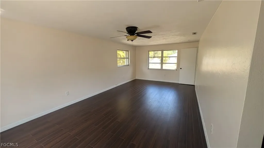1329 Oaklawn Court Fort Myers FL 33919