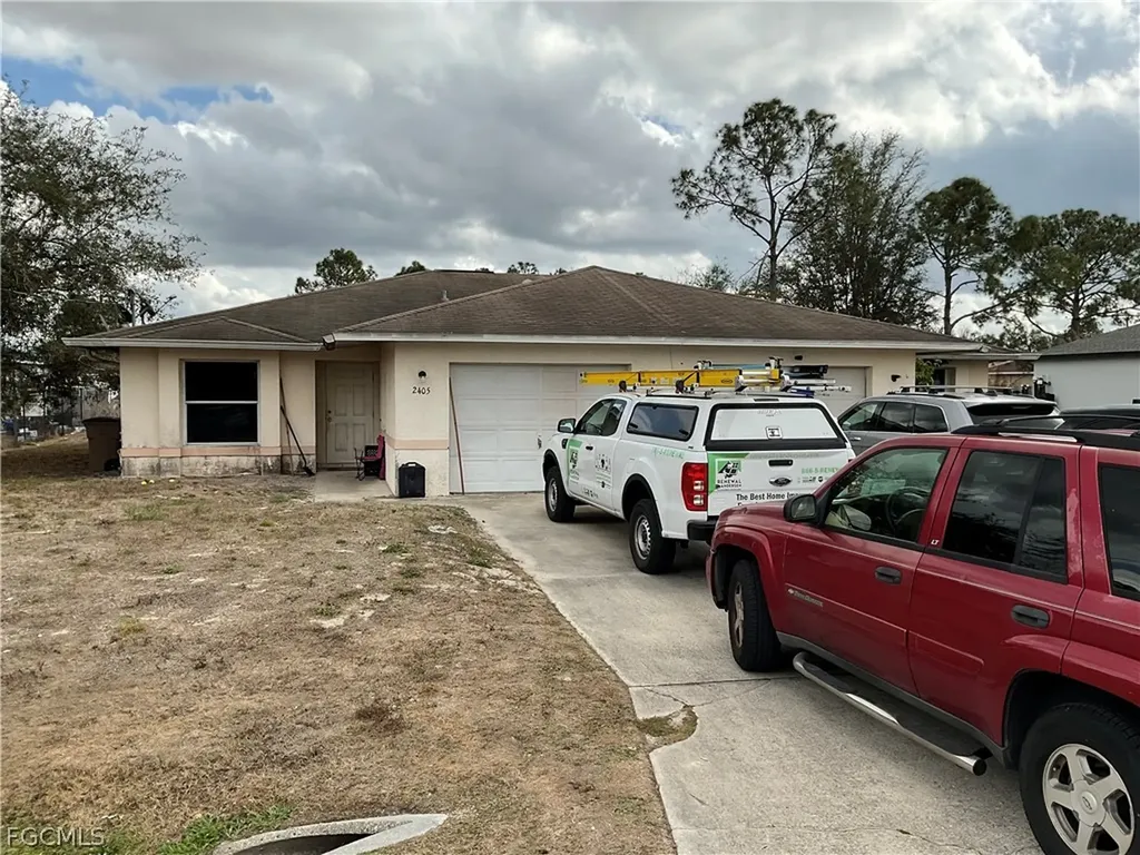 2405/2407 Vernon Avenue S Lehigh Acres FL 33973