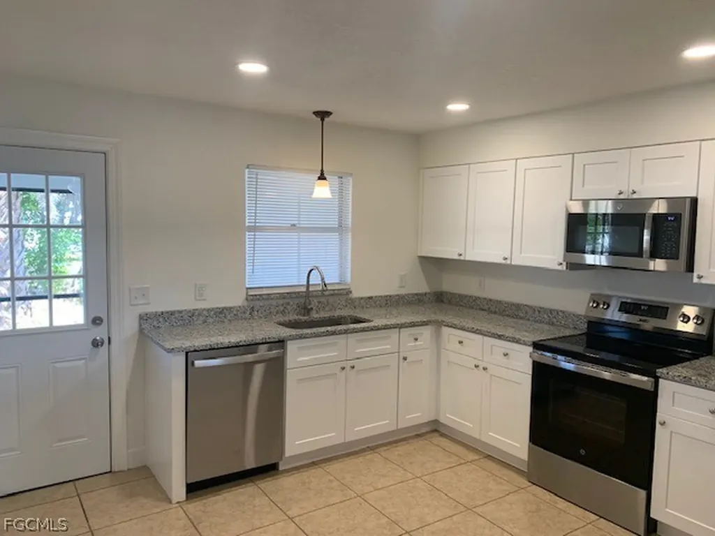 11298 Summerwinds Court Fort Myers FL 33908