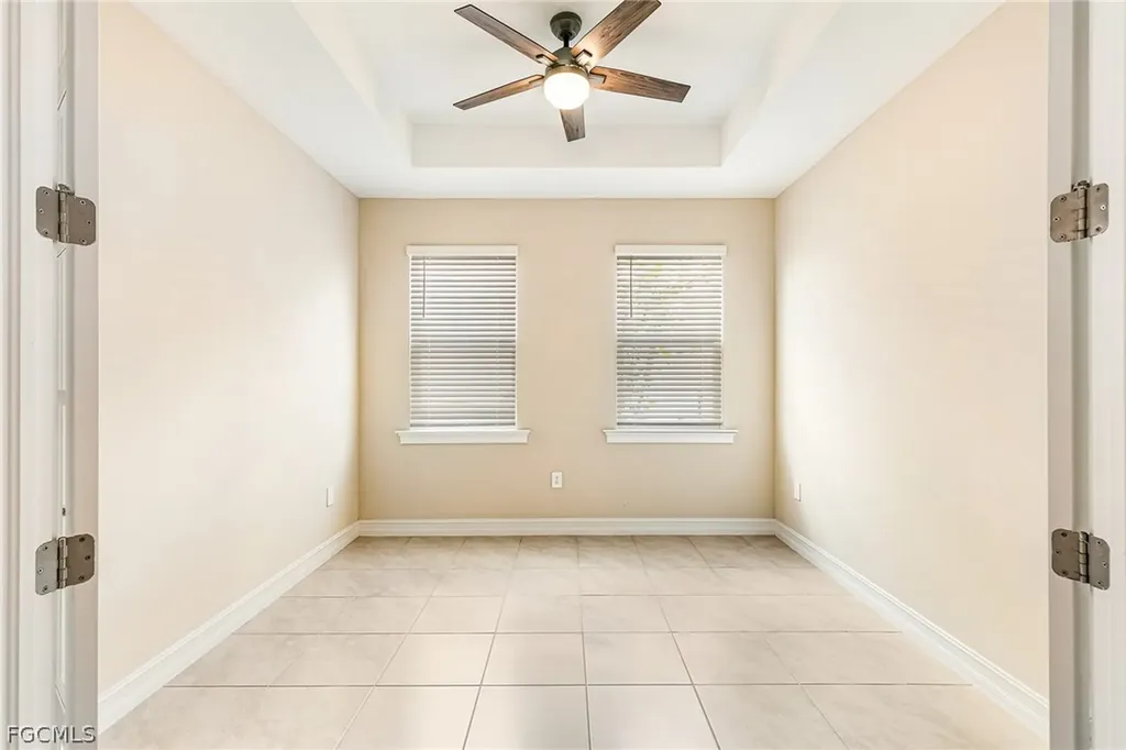 3028 Royal Gardens Avenue Fort Myers FL 33916