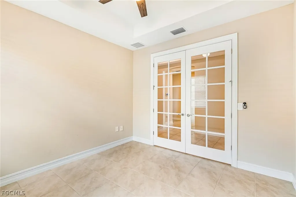 3028 Royal Gardens Avenue Fort Myers FL 33916