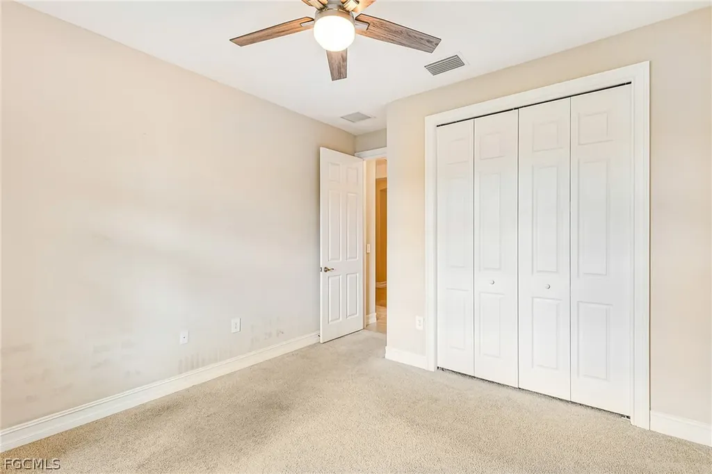 3028 Royal Gardens Avenue Fort Myers FL 33916