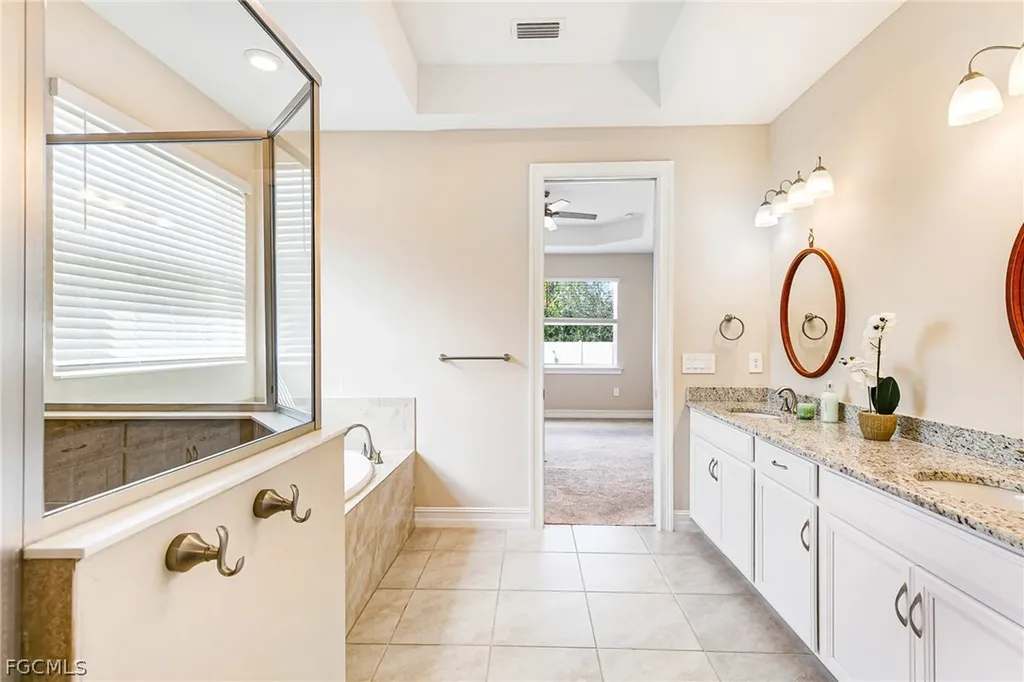 3028 Royal Gardens Avenue Fort Myers FL 33916
