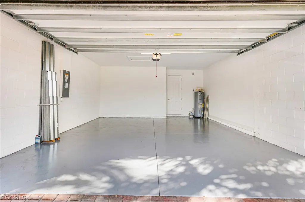 3028 Royal Gardens Avenue Fort Myers FL 33916