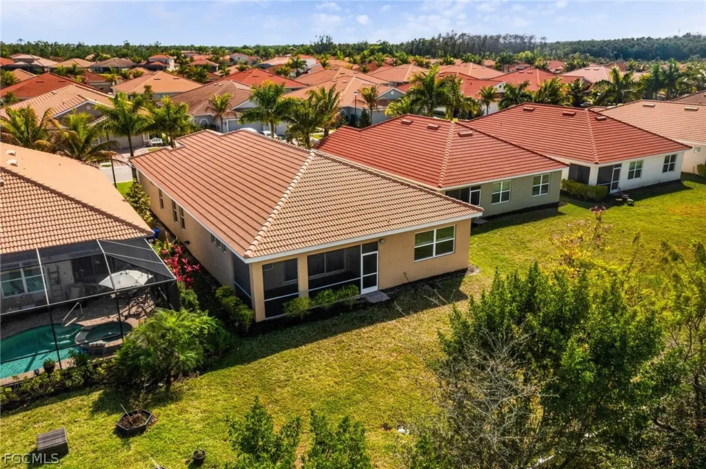 3028 Royal Gardens Avenue Fort Myers FL 33916