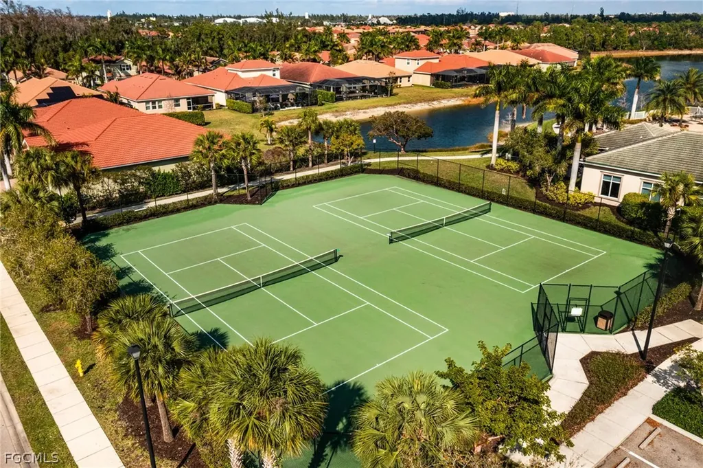 3028 Royal Gardens Avenue Fort Myers FL 33916