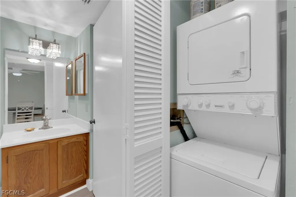 21470 Bay Village Drive Fort Myers Beach FL 33931