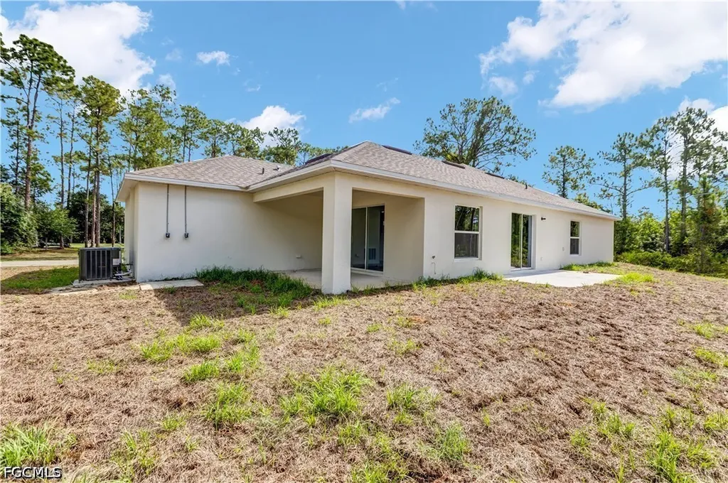 1005 W 11th Street Lehigh Acres FL 33972
