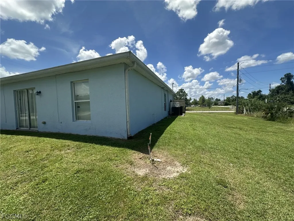 4402 Douglas Lane Lehigh Acres FL 33973