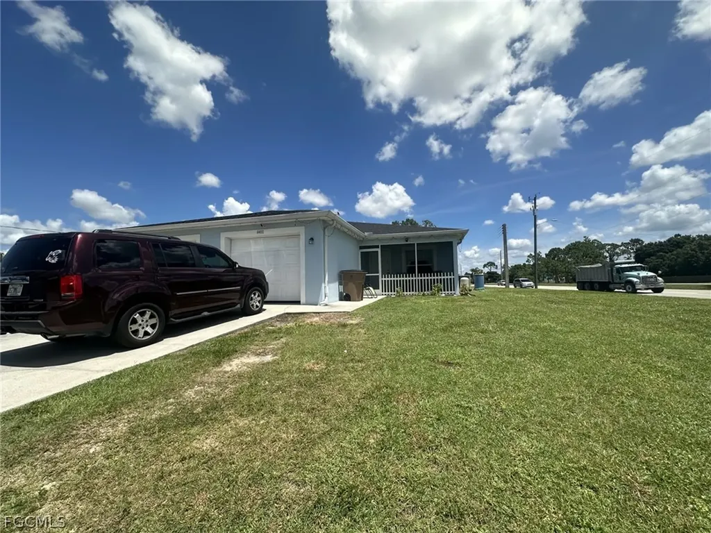 4402 Douglas Lane Lehigh Acres FL 33973