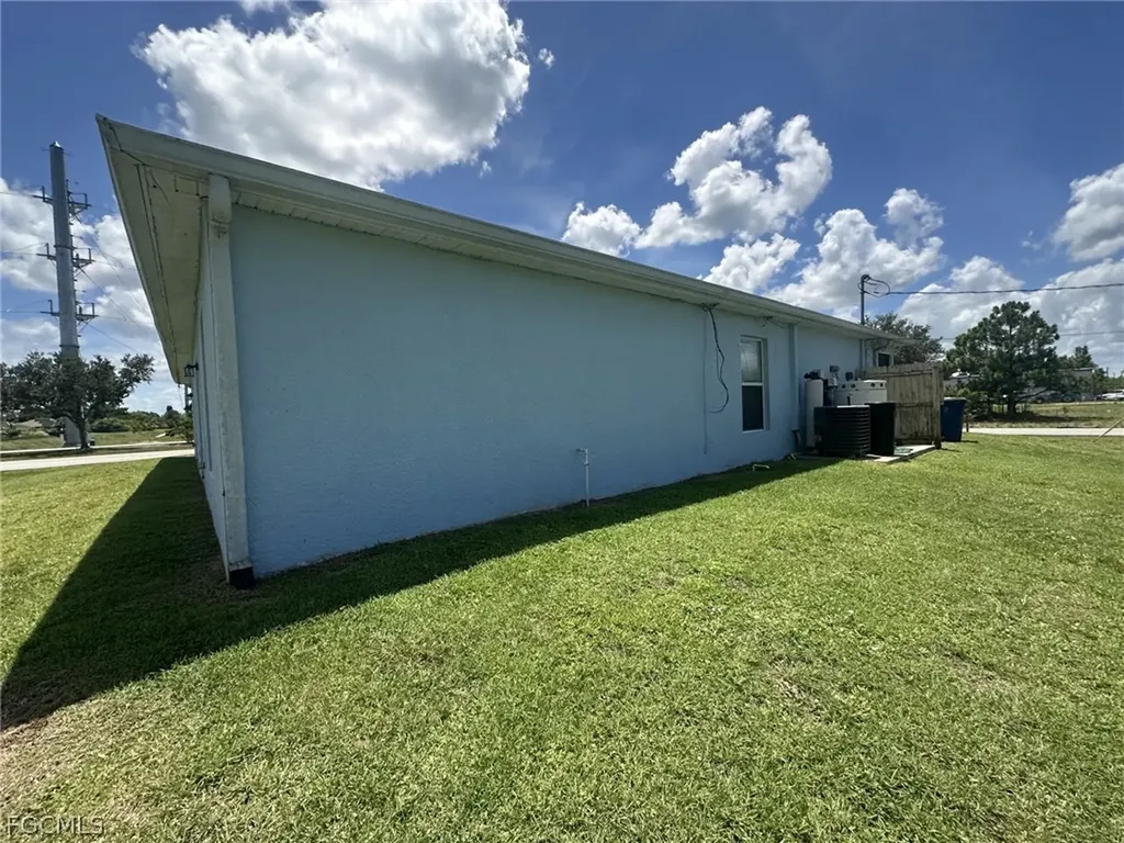4402 Douglas Lane Lehigh Acres FL 33973