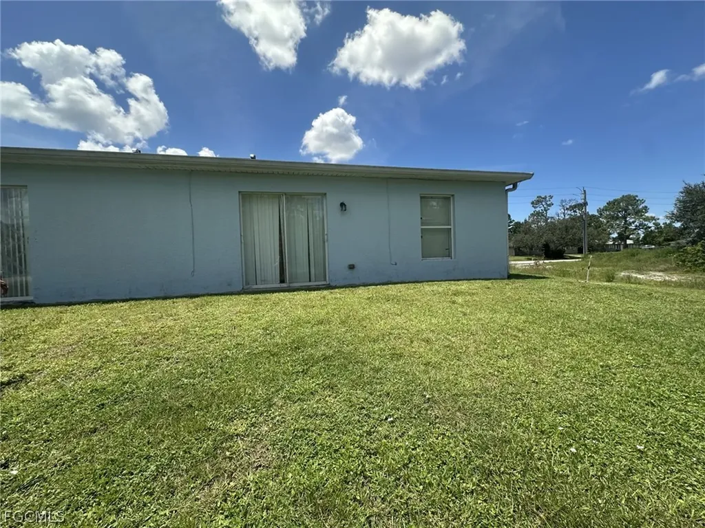 4402 Douglas Lane Lehigh Acres FL 33973