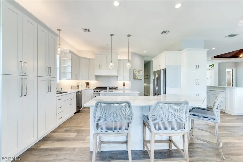 1460 Middle Gulf Drive Sanibel FL 33957