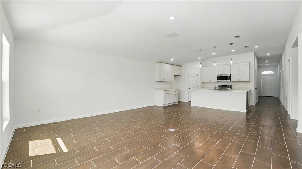 773 Bell Boulevard S Lehigh Acres FL 33974