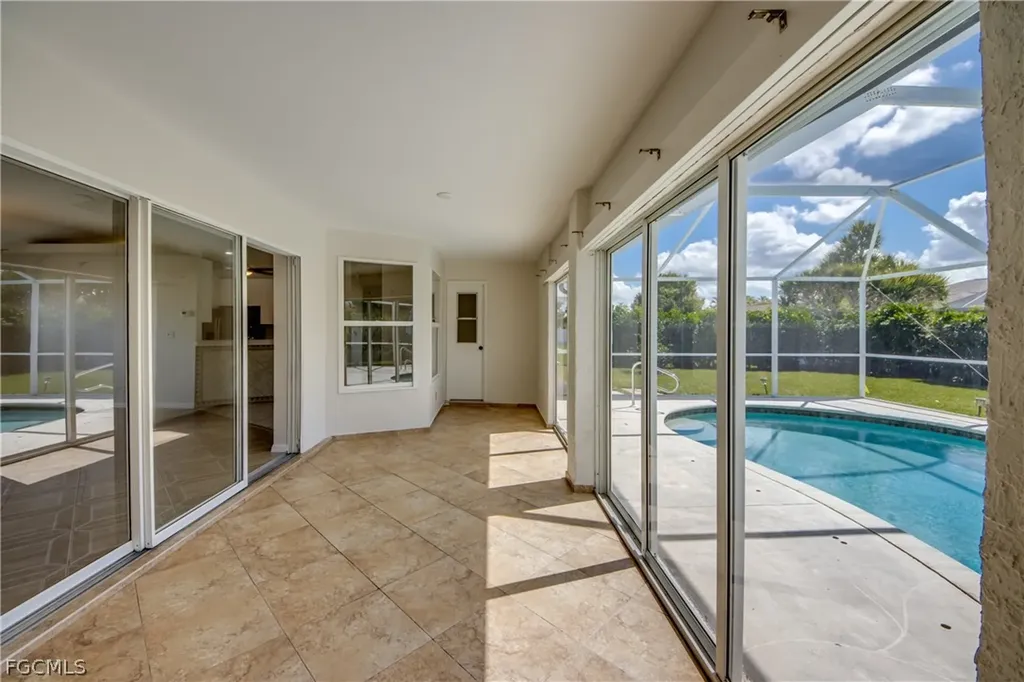 238 SW 43rd Terrace Cape Coral FL 33914