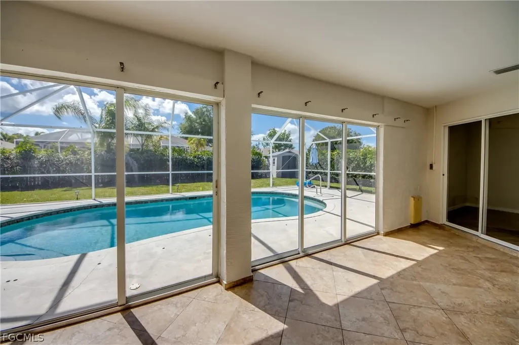 238 SW 43rd Terrace Cape Coral FL 33914