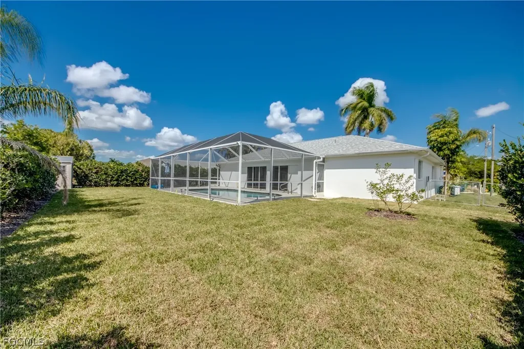 238 SW 43rd Terrace Cape Coral FL 33914