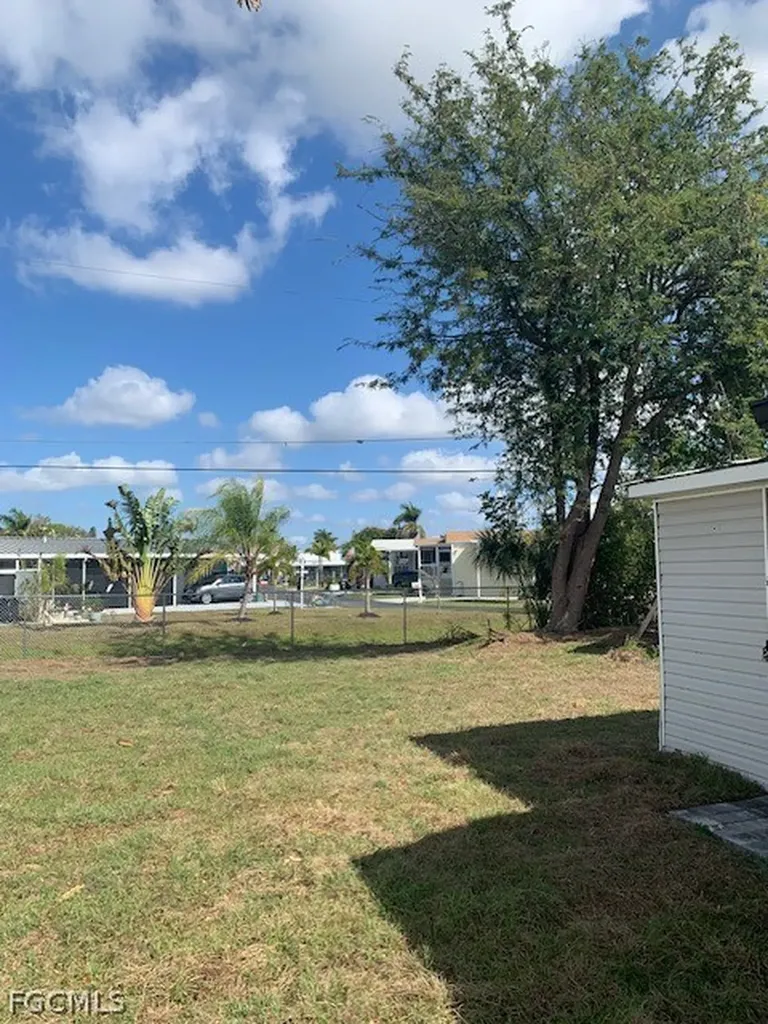 11460 Summerwinds Court Fort Myers FL 33908