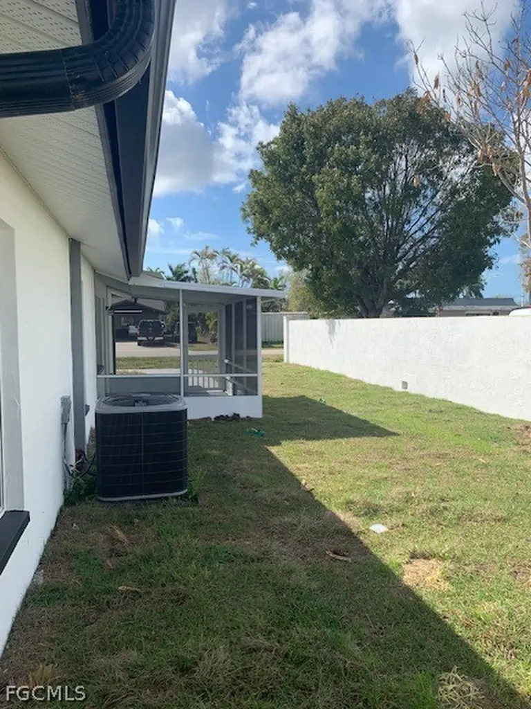 11460 Summerwinds Court Fort Myers FL 33908