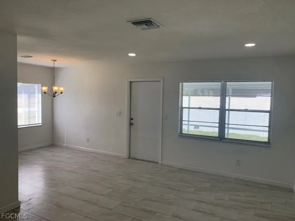 11460 Summerwinds Court Fort Myers FL 33908