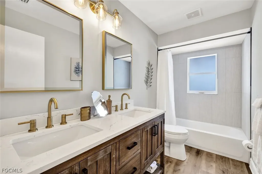 2720 SW 32nd Street Cape Coral FL 33914