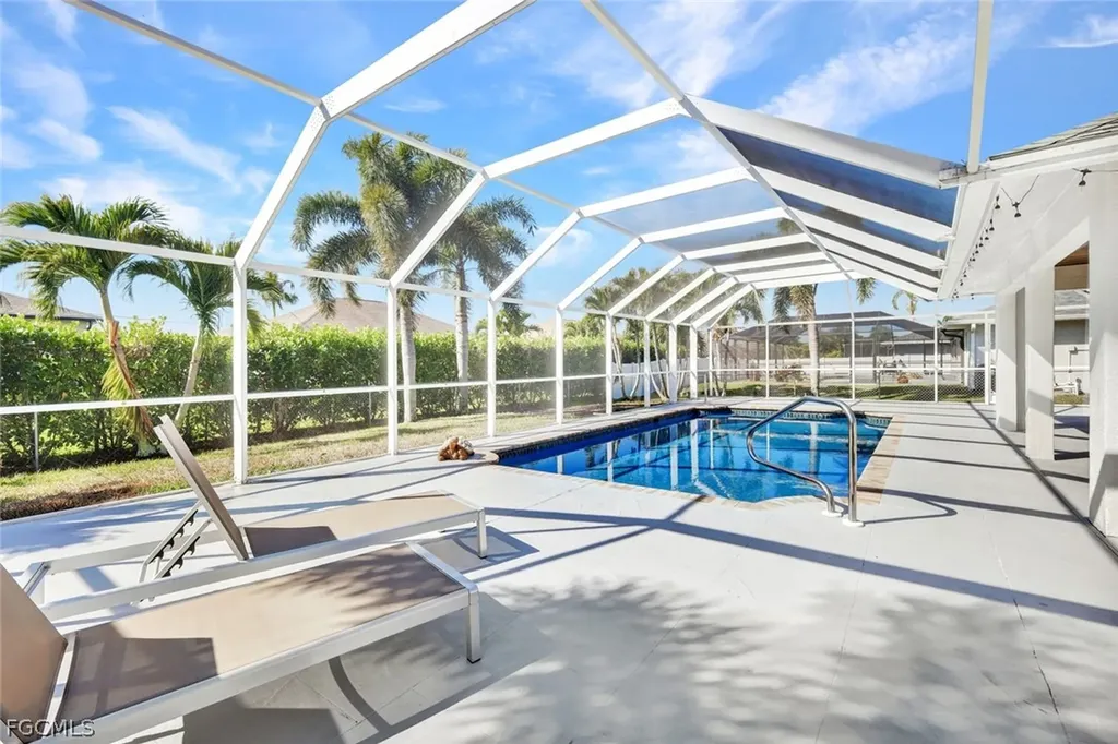 2720 SW 32nd Street Cape Coral FL 33914