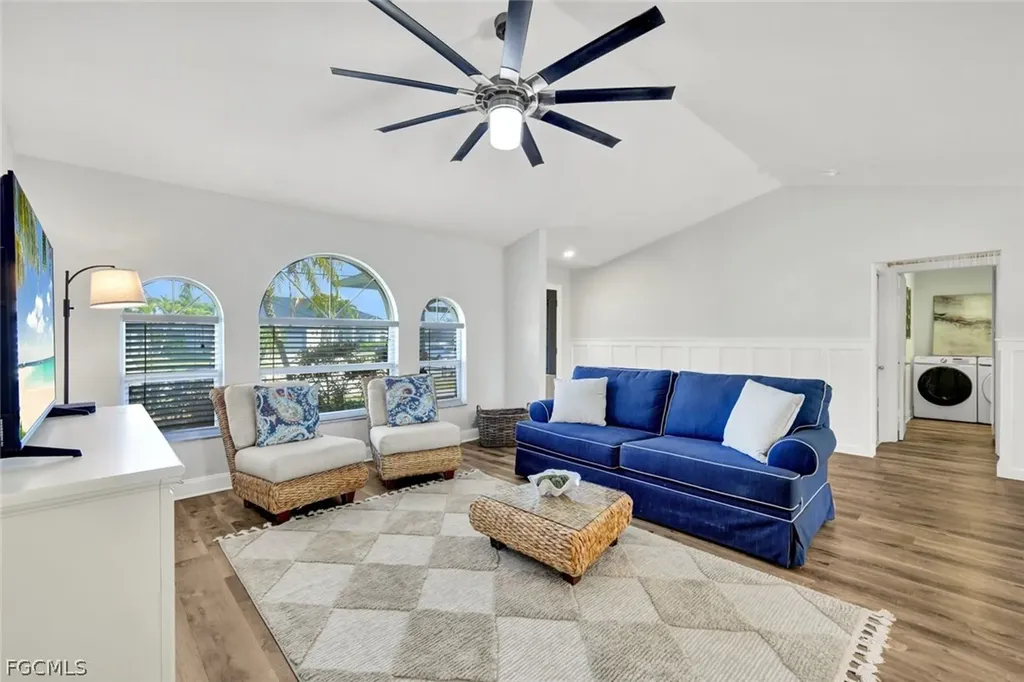 2720 SW 32nd Street Cape Coral FL 33914