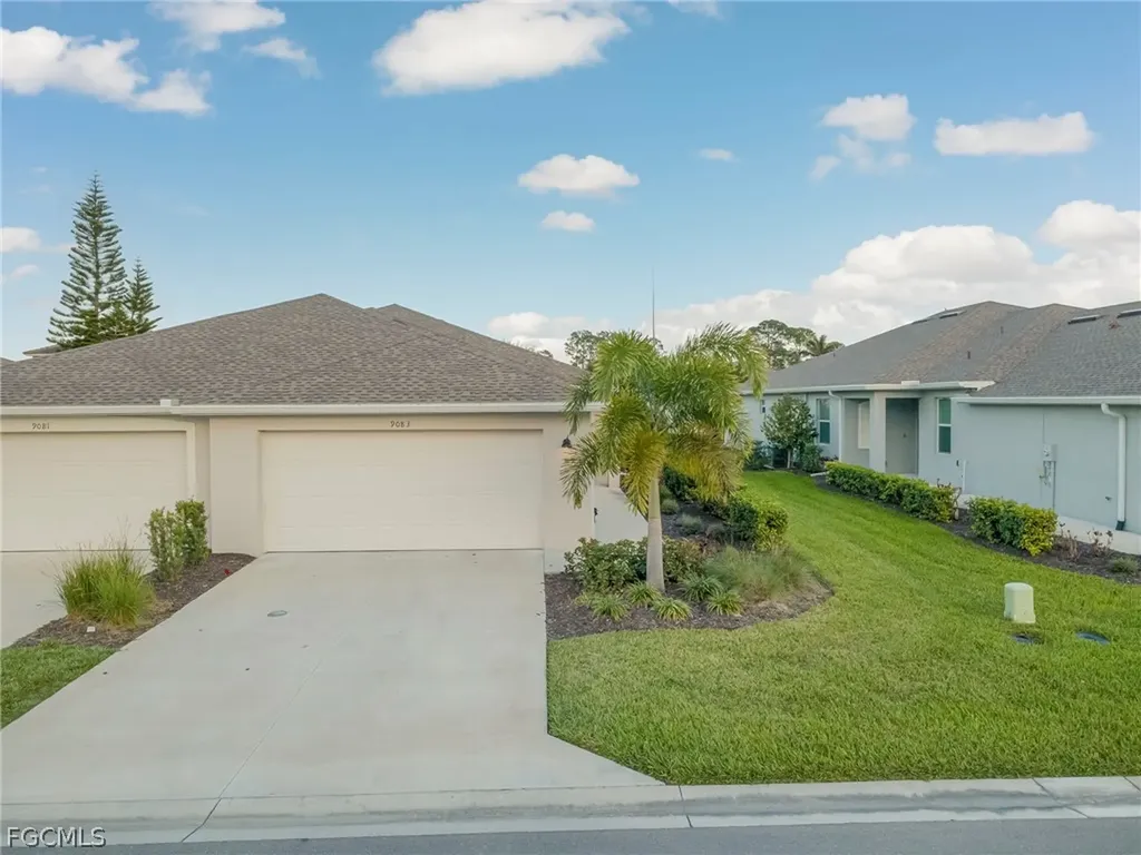 9083 Leatherwood Loop Lehigh Acres FL 33936
