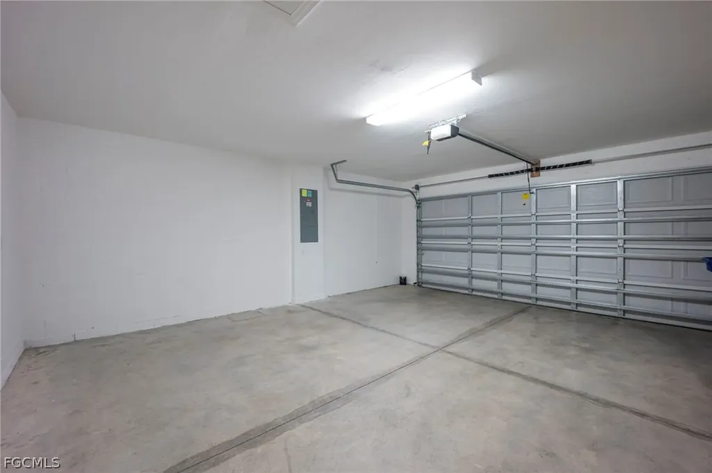 9083 Leatherwood Loop Lehigh Acres FL 33936