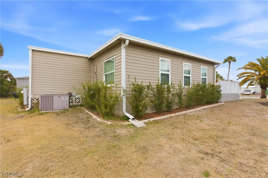 6671 Keystone Court North Port FL 34287