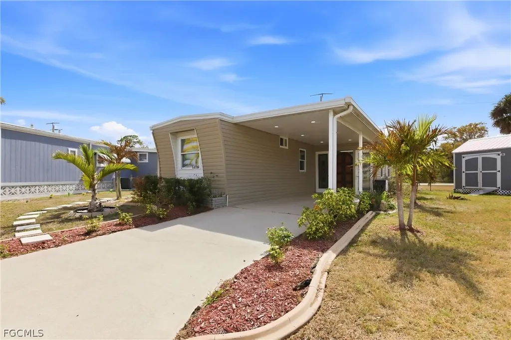 6671 Keystone Court North Port FL 34287