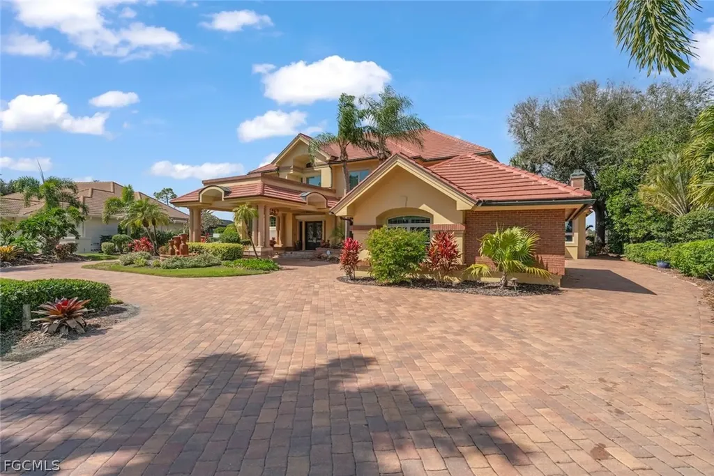 15248 Fiddlesticks Boulevard Fort Myers FL 33912