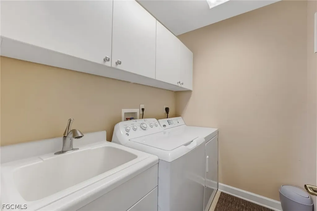 14220 Royal Harbour Court Fort Myers FL 33908