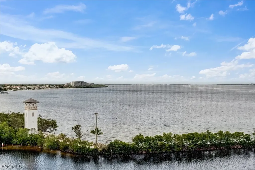 14220 Royal Harbour Court Fort Myers FL 33908