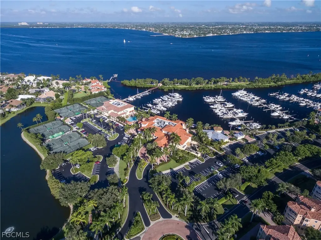 14220 Royal Harbour Court Fort Myers FL 33908