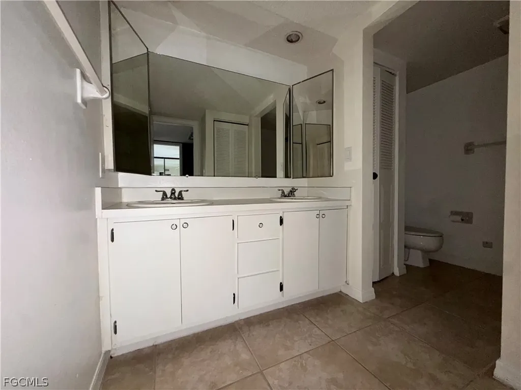 1520 Park Meadows Drive Fort Myers FL 33907