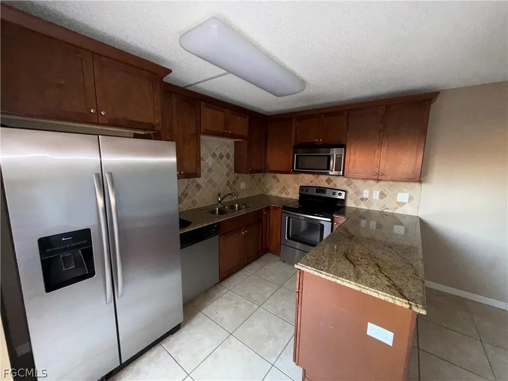 1520 Park Meadows Drive Fort Myers FL 33907