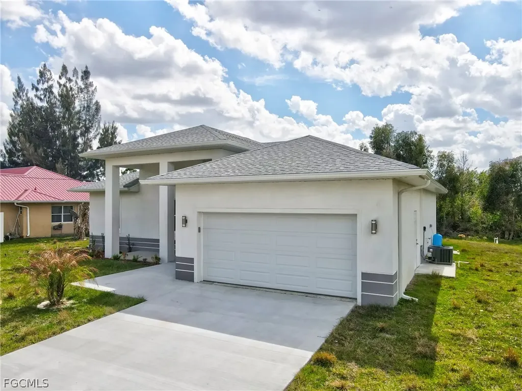 442 Mercedes Court Lehigh Acres FL 33972